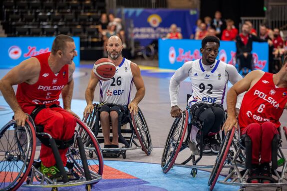 France-basket-fauteuil.jpeg